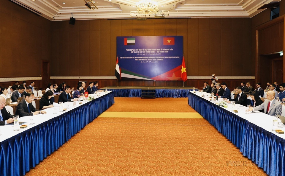 Phiên họp thứ nhất về Hiệp định Đối tác kinh tế toàn diện Việt Nam và UAE, tại Hà Nội, ngày 5/6/2023. (Ảnh: Trần Việt/TTXVN)