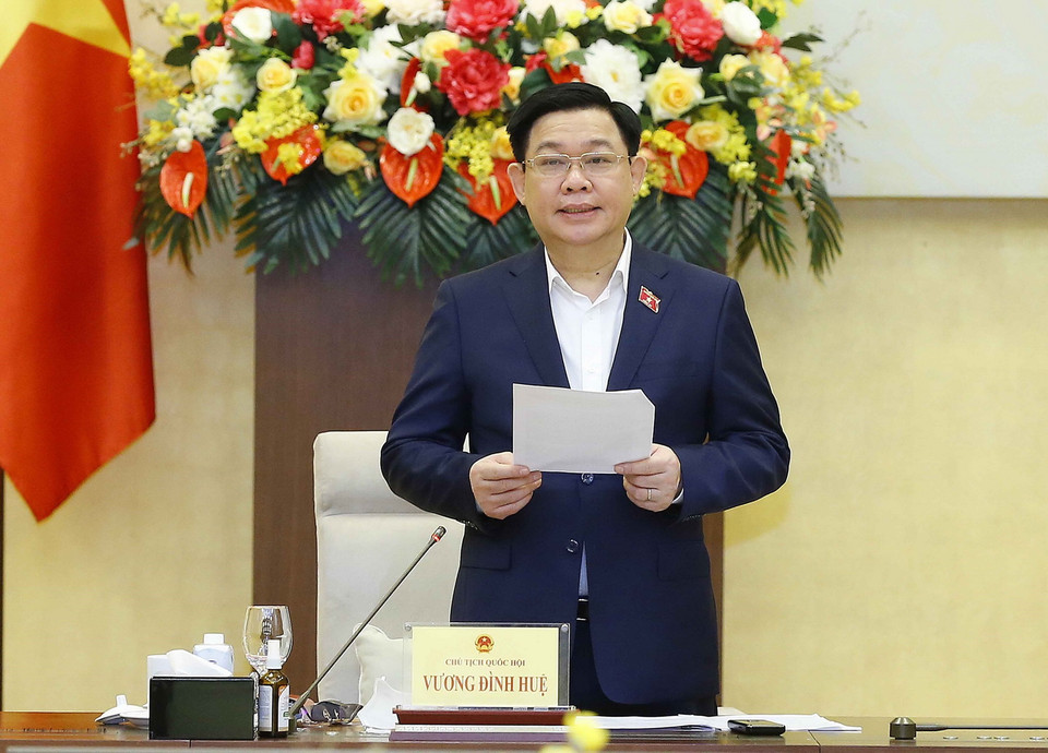 Chủ tịch Quốc hội Vương Đình Huệ chủ trì Phiên họp thứ hai của Ban Chỉ đạo xây dựng các chuyên đề được phân công thuộc đề án “Chiến lược xây dựng và hoàn thiện Nhà nước pháp quyền XHCN." (Ảnh: Doãn Tấn/TTXVN)