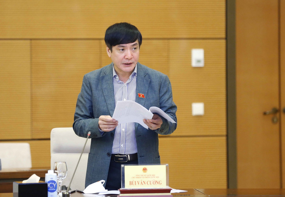 Tổng thư ký Quốc hội, Chủ nhiệm Văn phòng Quốc hội Bùi Văn Cường phát biểu. (Ảnh: Doãn Tấn/TTXVN)