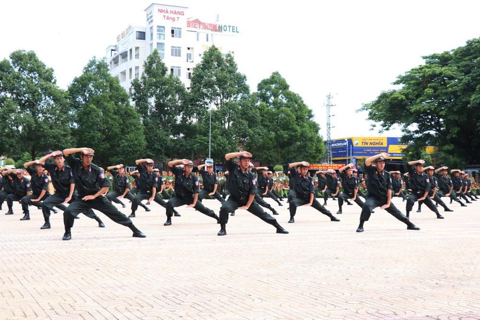 Biểu diễn võ thuật trong hội thi. (Ảnh: Tuấn Anh/TTXVN)