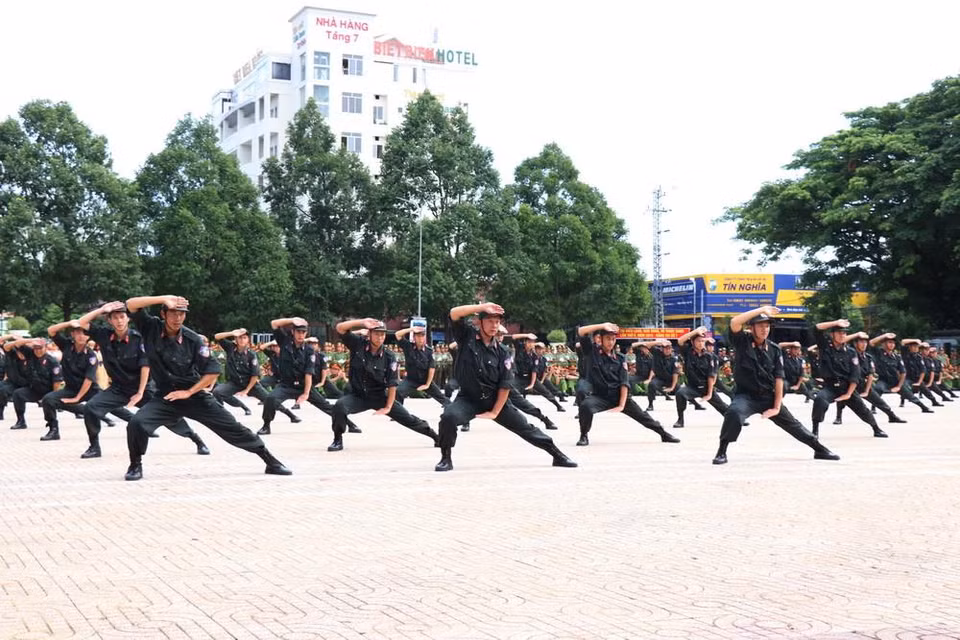 Biểu diễn võ thuật trong hội thi. (Ảnh: Tuấn Anh/TTXVN)