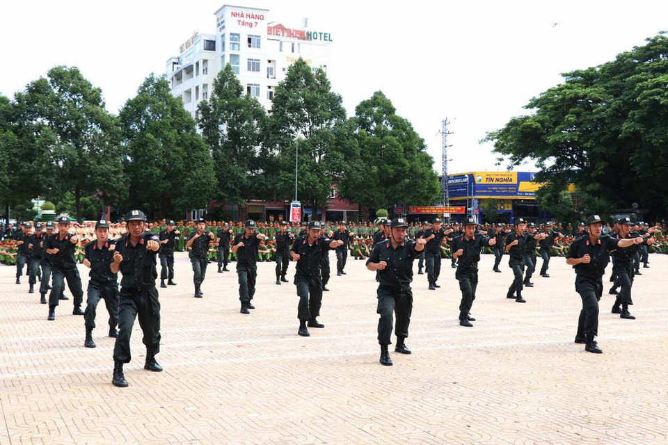 Biểu diễn võ thuật trong hội thi. (Ảnh: Tuấn Anh/TTXVN)