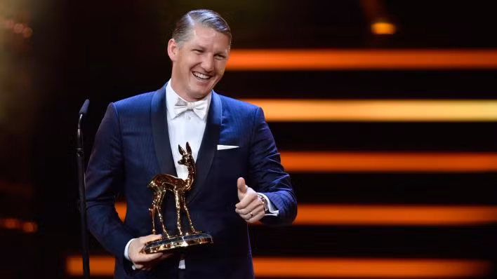 Schweinsteiger được trao giải 'Prize of the Jury.' (Nguồn: rbb-online.de)