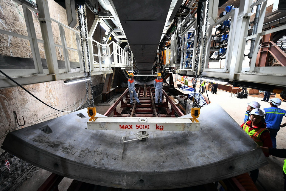 Máy đào hầm thứ 2 hoàn thành công tác lắp đặt. (Ảnh: TTXVN)