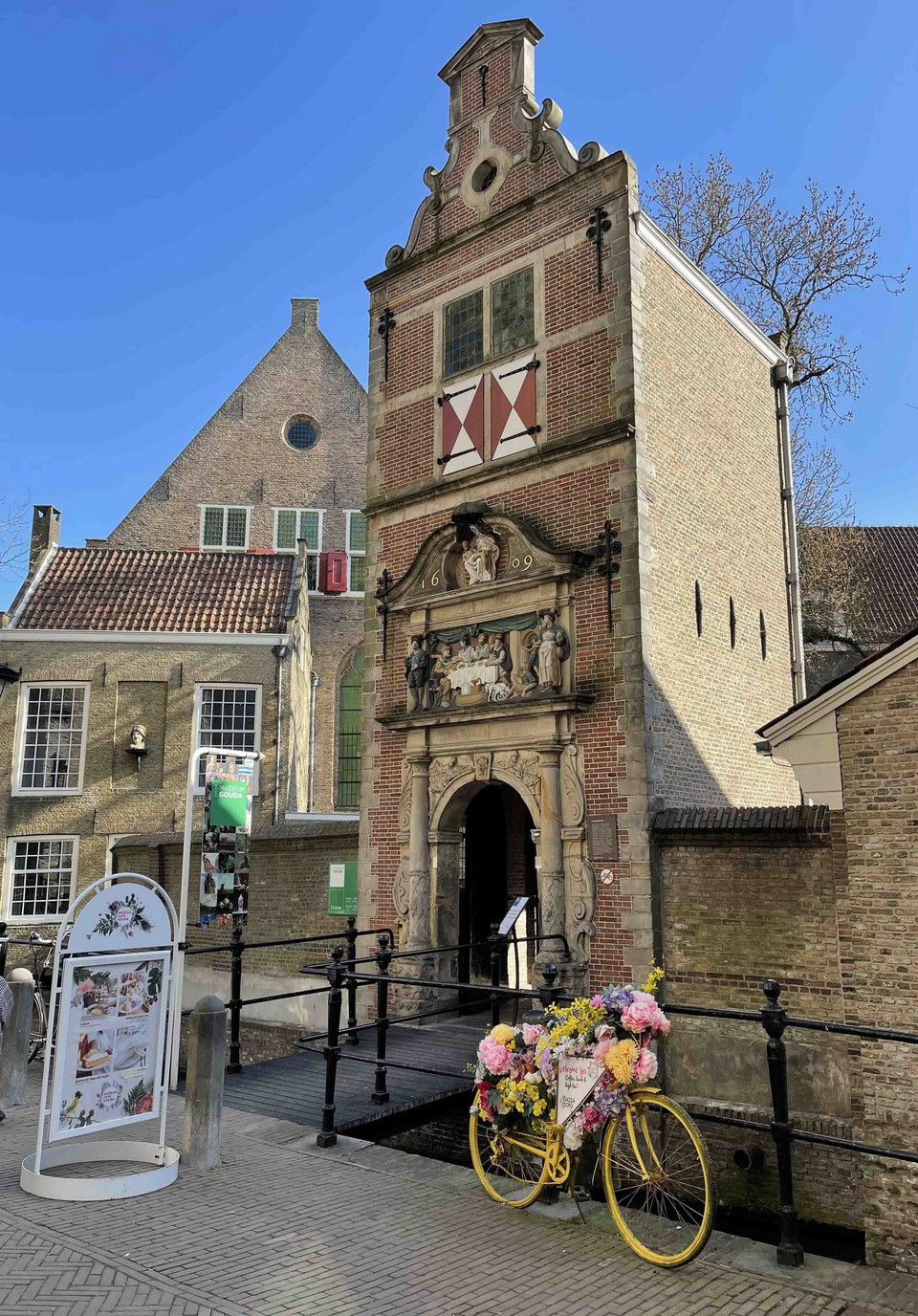 Bảo tàng Gouda được xây dựng từ thế kỷ XVII. (Ảnh: Hương Giang/TTXVN)