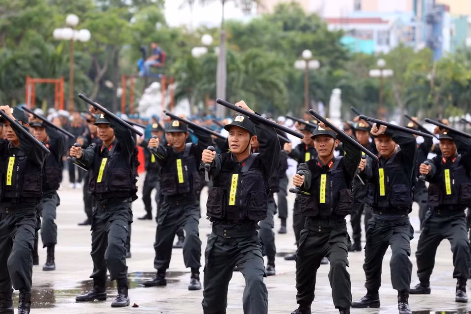 Không ngừng đổi mới nội dung, chương trình, phương pháp, nâng cao hiệu quả công tác huấn luyện, diễn tập, thực binh. (Ảnh: Trần Lê Lâm/TTXVN)