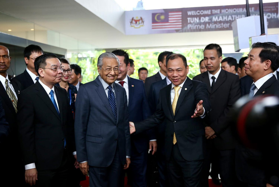 Thủ tướng Malaysia Mahathir Mohamad gặp lãnh đạo Tập đoàn Vingroup. (Ảnh: Dương Giang/TTXVN)