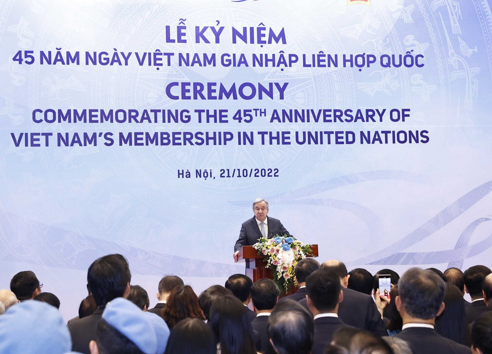 Tổng Thư ký Liên hợp quốc António Guterres phát biểu tại lễ kỷ niệm kỷ niệm 45 năm ngày Việt Nam gia nhập Liên hợp quốc. (Ảnh: TTXVN)