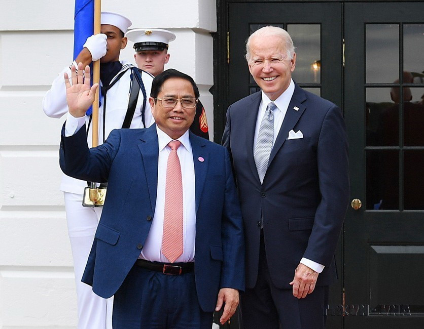 Tổng thống Joe Biden đón Thủ tướng Phạm Minh Chính dự chiêu đãi của Tổng thống Hoa Kỳ với các nhà lãnh đạo dự Hội nghị Cấp cao đặc biệt Hoa Kỳ-ASEAN, tổ chức tạo Washington D.C, 12/5/2022. (Ảnh: Dương Giang/TTXVN)