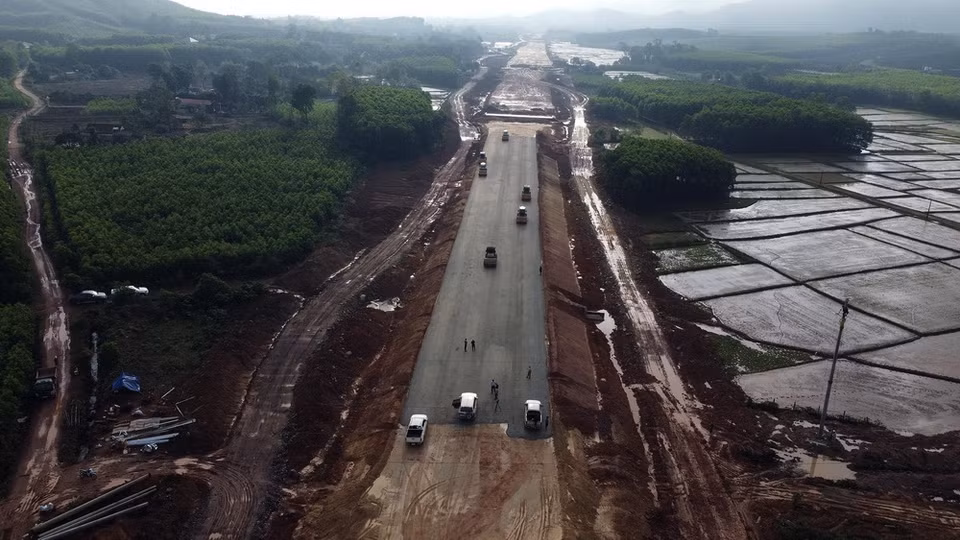 Cao tốc Hàm Nghi-Vũng Áng do Ban Quản lý dự án Thăng Long (Bộ GTVT) làm đại diện chủ đầu tư. (Ảnh: Huy Hùng/TTXVN)