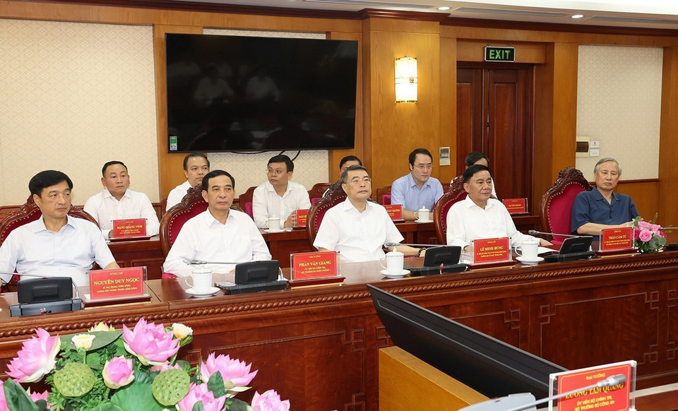 Các đồng chí lãnh đạo Đảng, Nhà nước và cán bộ lãnh đạo các cơ quan Nội chính Trung ương. (Ảnh: Trí Dũng/TTXVN)