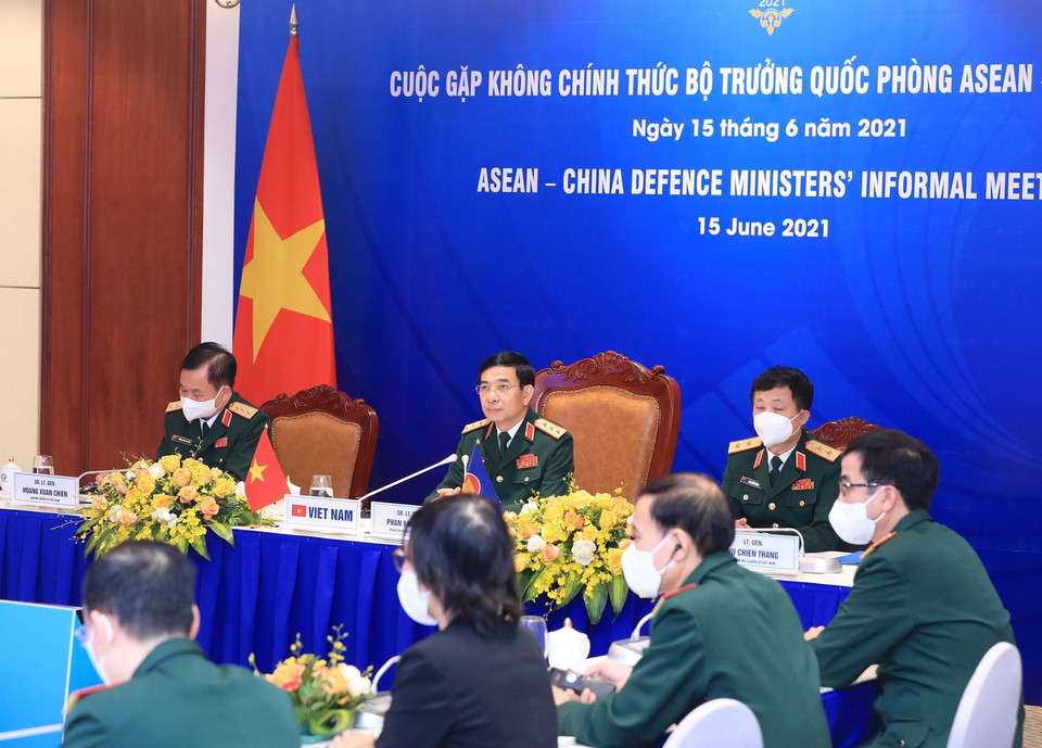 Trong ảnh: Thượng tướng Phan Văn Giang, Bộ trưởng Bộ Quốc phòng, trưởng đoàn Việt Nam dự cuộc gặp. (Ảnh: Trọng Đức/TTXVN)