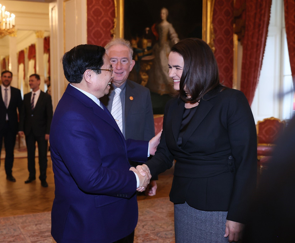 Thủ tướng Phạm Minh Chính hội kiến Tổng thống Hungary Katalin Novák. (Ảnh: Dương Giang/TTXVN)