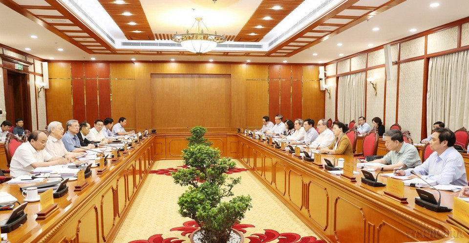 Tổng Bí thư Nguyễn Phú Trọng chủ trì cuộc họp của Bộ Chính trị để cho ý kiến về các đề án chuẩn bị trình Hội nghị Trung ương 8 (khóa XII), ngày 18-19/9/2018. (Ảnh: Trí Dũng/TTXVN)