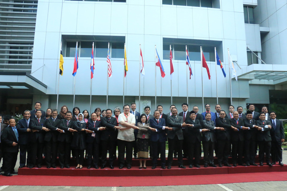 Đại diện các nước ASEAN tham dự Lễ khai trương Văn phòng Ban Thư ký Các tổ chức Kiểm toán tối cao ASEAN (ASEANSAI) tại Jakarta (Indoensia), ngày 2/4/2018. (Ảnh: Đỗ Quyên/TTXVN)