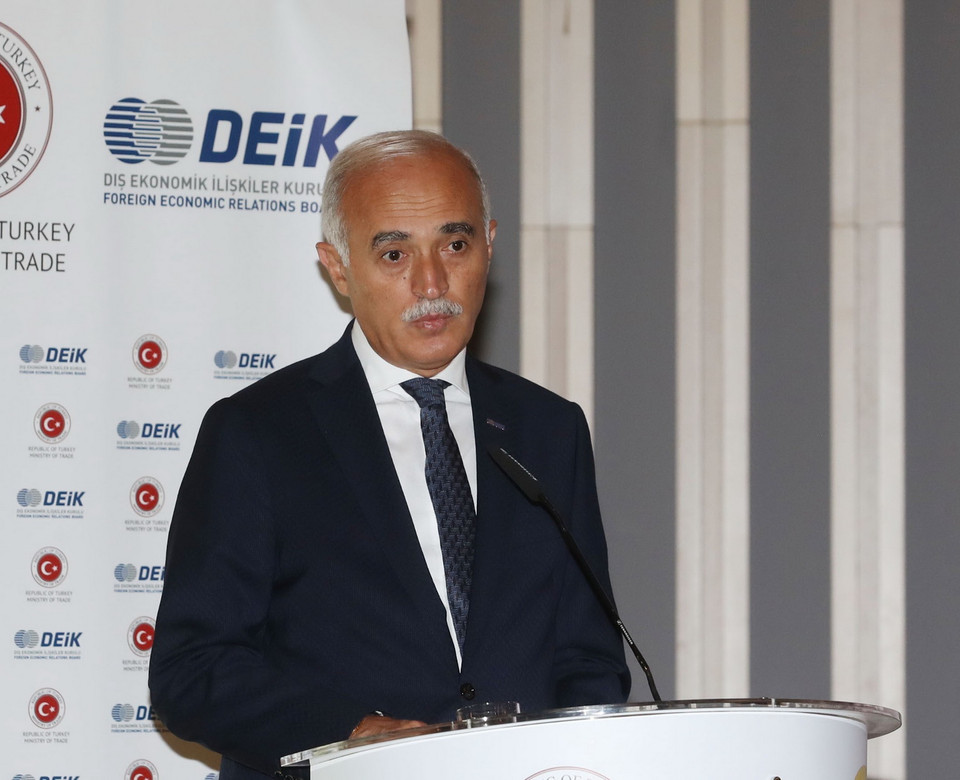 Ông Nail Olpak, Chủ tịch Hội đồng Kinh tế đối ngoại Thổ Nhĩ Kỳ, phát biểu. (Ảnh: Trọng Đức/TTXVN)