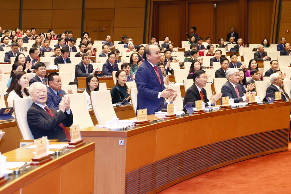 Tổng Bí thư Nguyễn Phú Trọng, Chủ tịch nước Nguyễn Xuân Phúc và các lãnh đạo, nguyên lãnh đạo Đảng, Nhà nước dự phiên khai mạc. (Ảnh: Doãn Tấn/TTXVN)