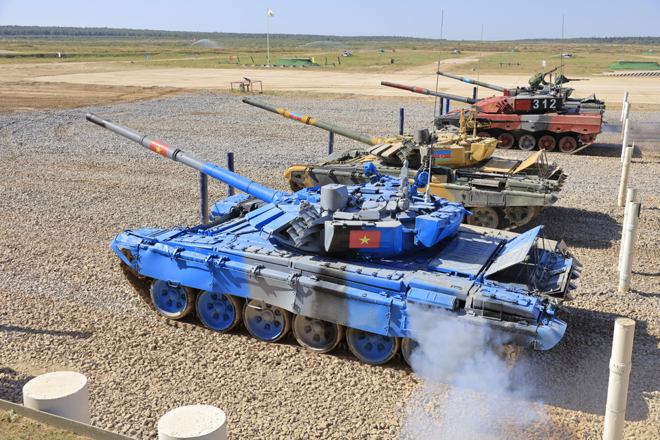 Đội tuyển xe tăng Việt Nam bước vào thi đấu bán kết cuộc thi Xe tăng hành tiến trong khuôn khổ Hội thao quân sự quốc tế Army Games 2022