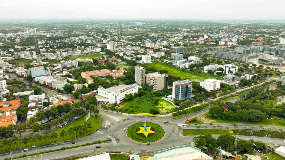 Đường Quốc lộ 51 đoạn đi qua khu hành chính tỉnh Bà Rịa-Vũng Tàu ở thành phố Bà Rịa. (Ảnh: Vũ Sinh/TTXVN)