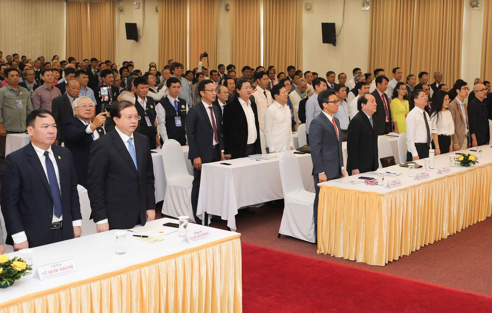 Phó Thủ tướng Chính phủ Vũ Đức Đam cùng các đại biểu tại đại hội. (Ảnh: Thanh Tùng/TTXVN)