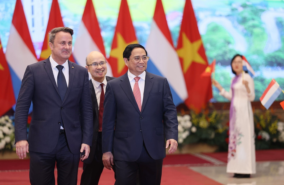 Thủ tướng Phạm Minh Chính và Thủ tướng Đại Công quốc Luxembourg Xavier Bettel tại buổi gặp gỡ báo chí trong nước và quốc tế. (Ảnh: Dương Giang/TTXVN)