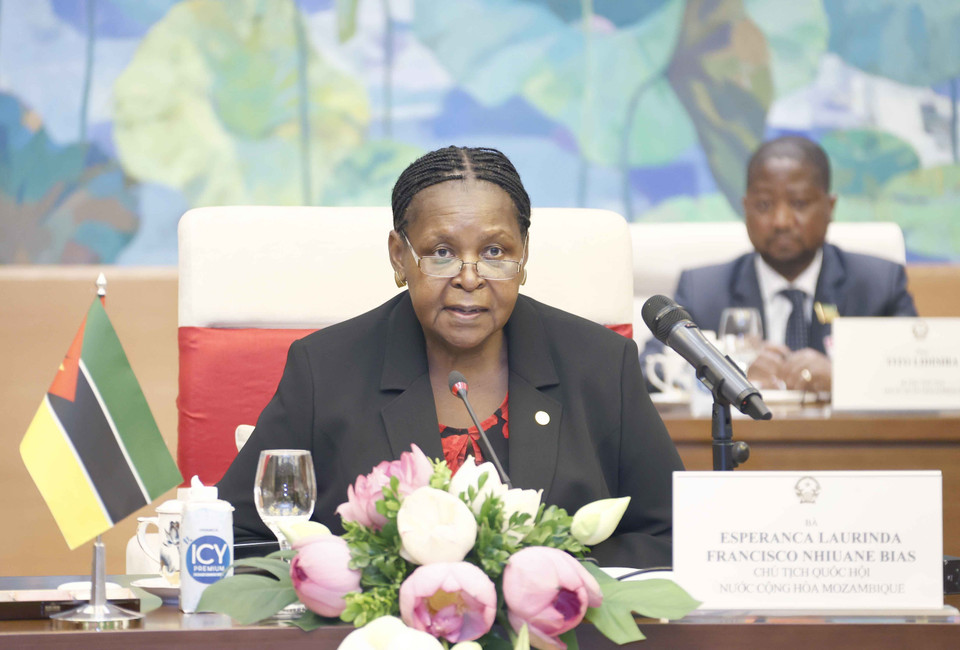 Chủ tịch Quốc hội Cộng hoà Mozambique Esperanca Laurinda Francisco Nhiuane Bias phát biểu. (Ảnh: Doãn Tấn/TTXVN)
