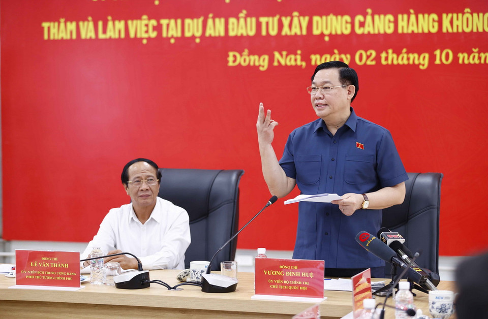 Chủ tịch Quốc hội Vương Đình Huệ phát biểu. (Ảnh: Doãn Tấn/TTXVN)