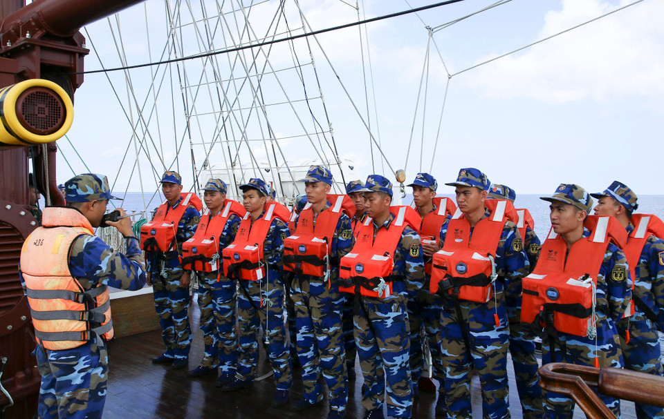 Các tình huống huấn luyện tác chiến. (Ảnh do đoàn cung cấp)