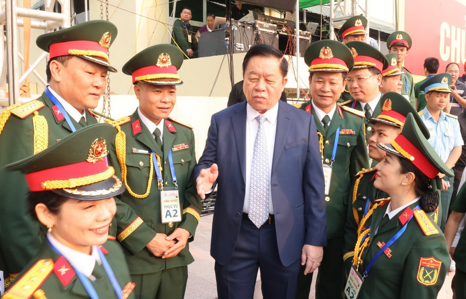 Ông Nguyễn Trọng Nghĩa, Bí thư Trung ương Đảng, Trưởng Ban Tuyên giáo Trung ương, Phó trưởng ban Thường trực Ban chỉ đạo các lực lượng tại Lễ tổng duyệt. (Ảnh: Lâm Khánh/TTXVN)