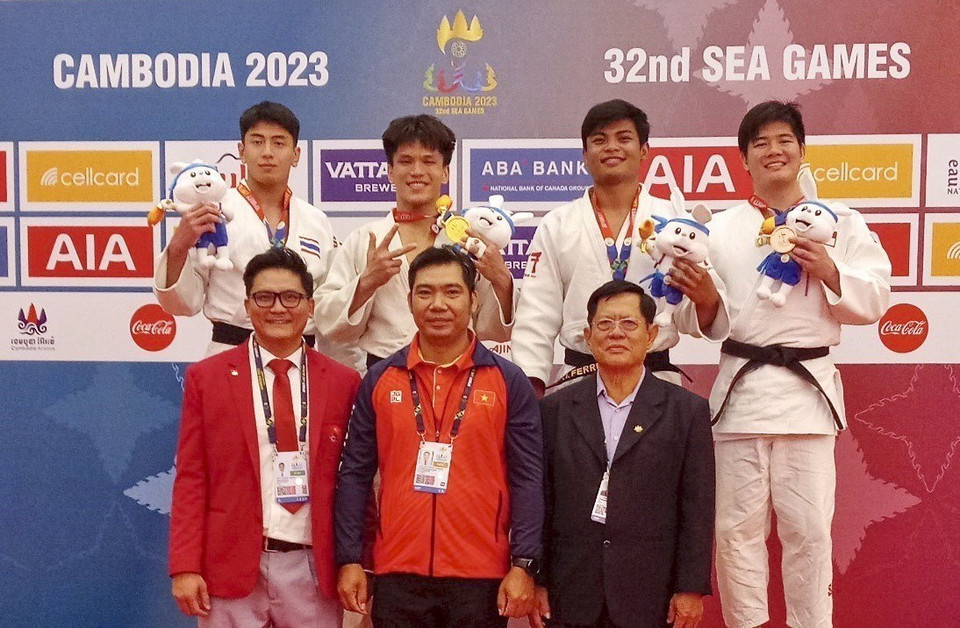 Vận động viên Lê Anh Tài giành huy chương Vàng hạng cân dưới 90kg, đóng góp vào thành tích "poker" của tuyển Judo Việt Nam. (Ảnh: TTXVN)