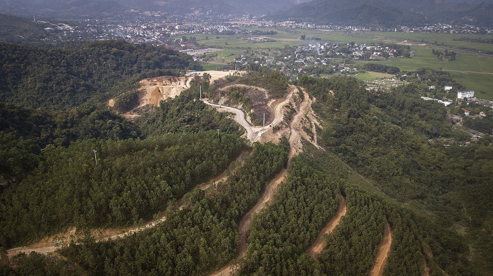 Một phần đường đua ở nội dung thi đấu xe đạp địa hình nằm ở phường Dân Chủ và phường Quỳnh Lâm, thành phố Hòa Bình. (Ảnh: Trọng Đạt/TTXVN)