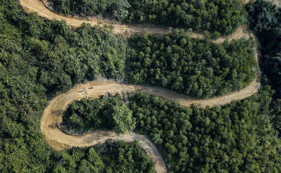 Đường đua xe đạp địa hình quanh co và có độ dốc khá lớn. (Ảnh: Trọng Đạt/TTXVN)