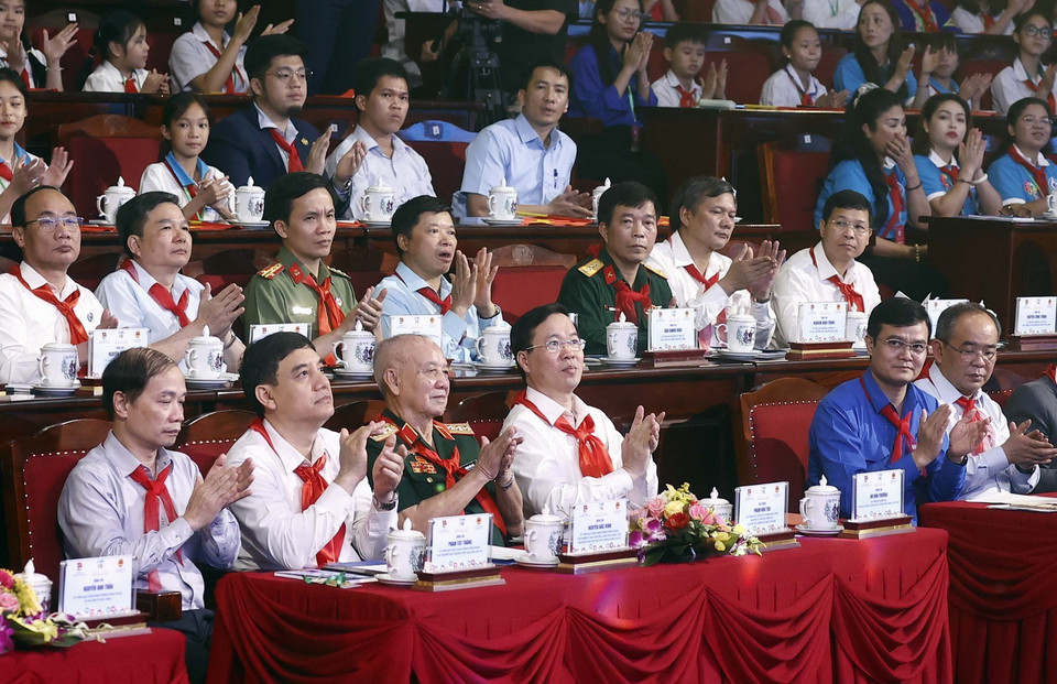 Chủ tịch nước Võ Văn Thưởng và các đại biểu dự Lễ kỷ niệm. (Ảnh: Thống Nhất/TTXVN)