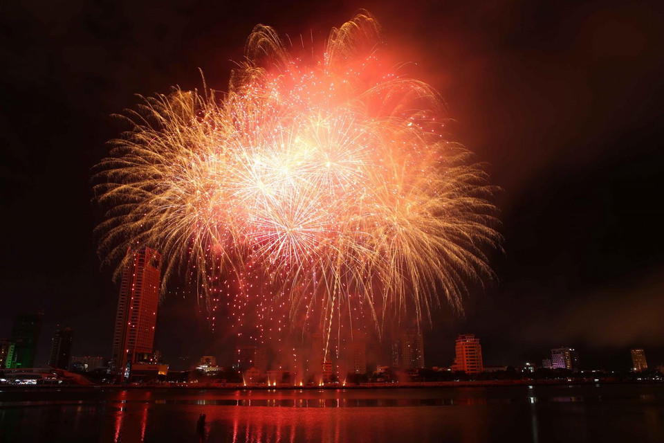 Màn trình diễn pháo hoa của đội Brazil. (Ảnh: Trần Lê Lâm/TTXVN)