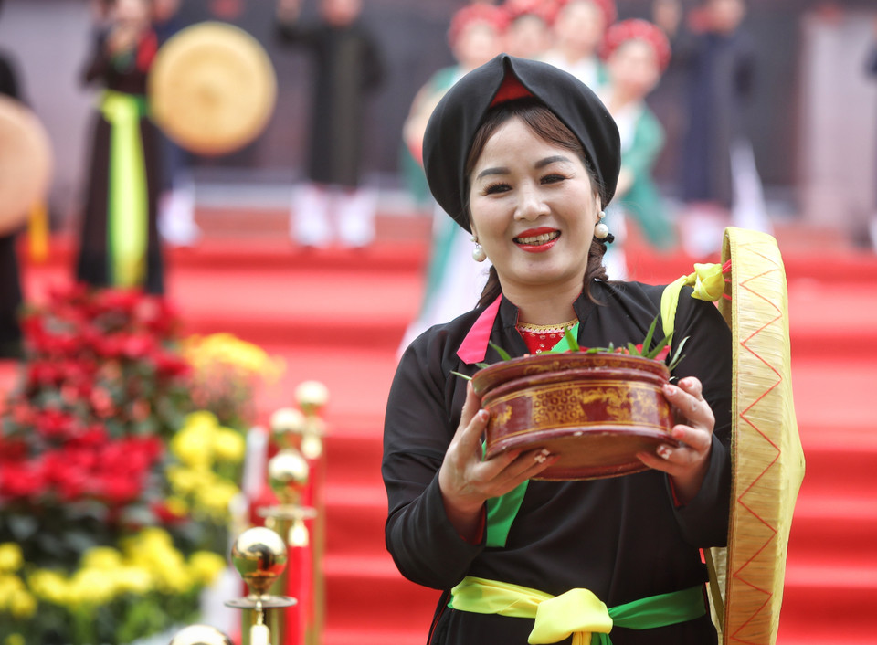 Tiết mục hát quan họ tại buổi lễ. (Ảnh: Danh Lam/TTXVN)