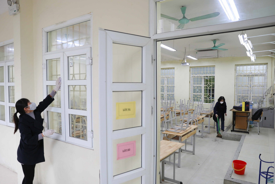 Trường THCS Thăng Long, quận Ba Đình dự kiến đón gần 1.600 học sinh khối lớp 7,8,9 đi học trở lại. (Ảnh: Thanh Tùng/TTXVN)