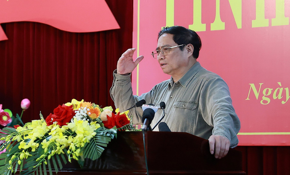 Thủ tướng Phạm Minh Chính phát biểu tại buổi làm việc với lãnh đạo chủ chốt tỉnh Nam Định. (Ảnh: Dương Giang/TTXVN)