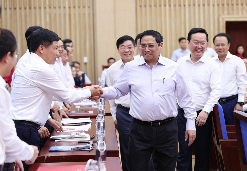 Thủ tướng dự buổi làm việc với lãnh đạo chủ chốt tỉnh Nghệ An. (Ảnh: Dương Giang/TTXVN)