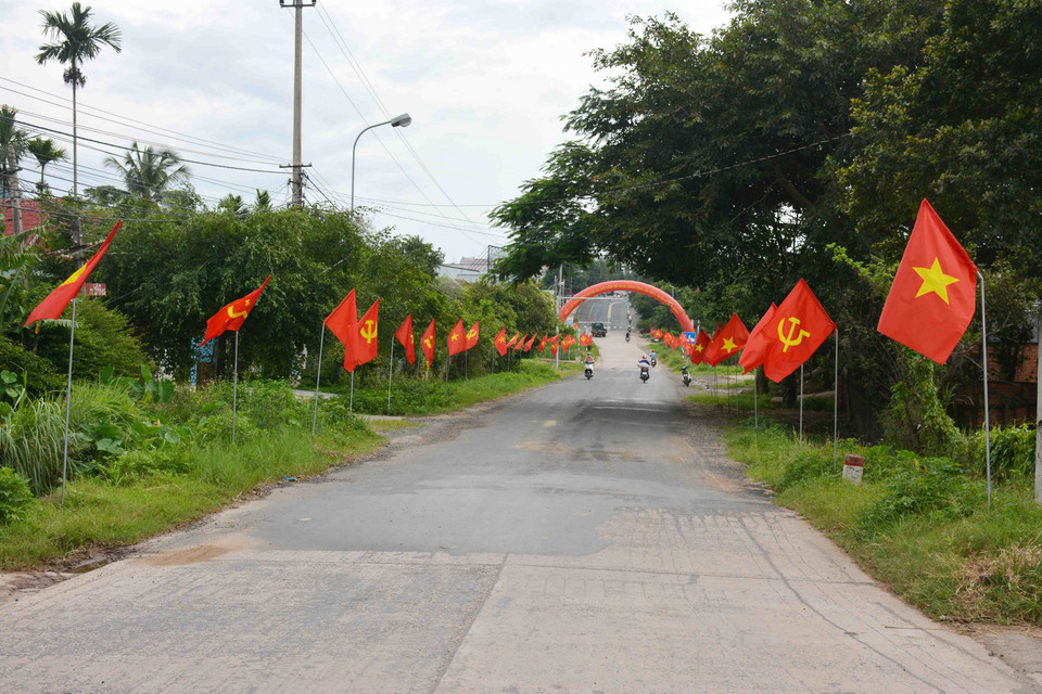 Tỉnh lộ 12 vào Trung tâm huyện Krông Bông. (Ảnh: Hoài Thu/TTXVN)