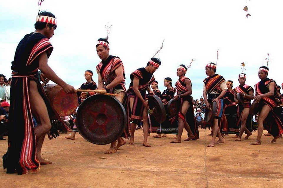 Hội cồng chiêng của dân tộc Giá Rai, huyện Chư Prông của tỉnh Gia Lai. (Ảnh: Sỹ Huynh/TTXVN)