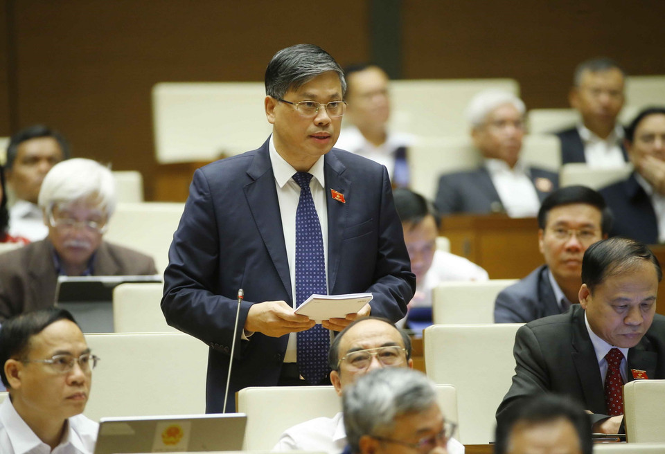 Đại biểu Quốc hội tỉnh Ninh Thuận Nguyễn Sỹ Cương phát biểu ý kiến. (Ảnh: Doãn Tấn/TTXVN)