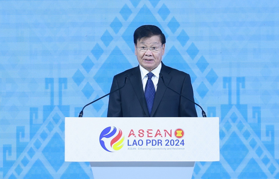 Tổng Bí thư, Chủ tịch nước Lào Thongloun Sisoulith phát biểu chào mừng Hội nghị Cấp cao ASEAN lần thứ 44. (Ảnh: Dương Giang/TTXVN)