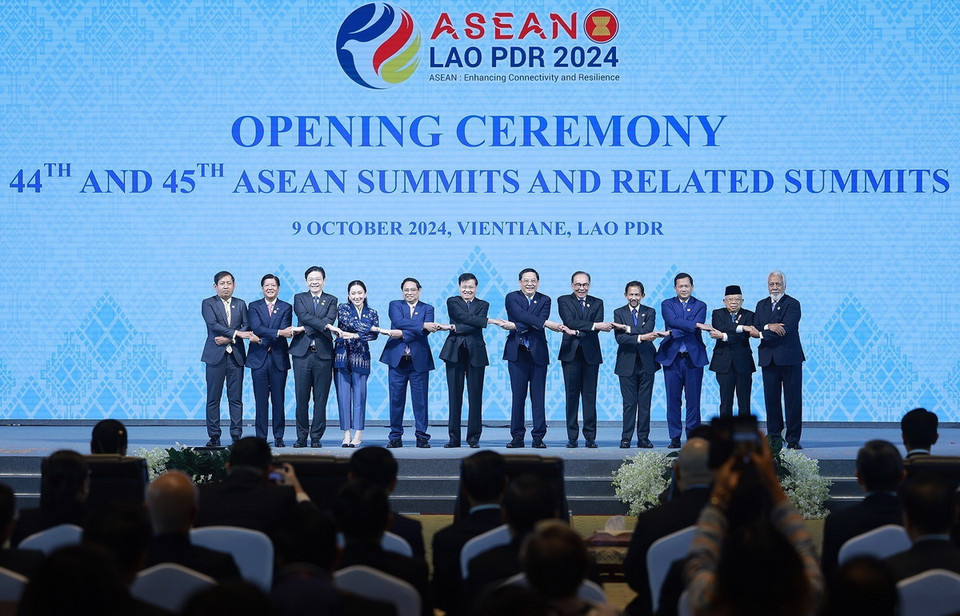 Thủ tướng Phạm Minh Chính và các Trưởng đoàn tham dự Phiên khai mạc Hội nghị cấp cao ASEAN lần thứ 44. (Ảnh: Dương Giang/TTXVN)