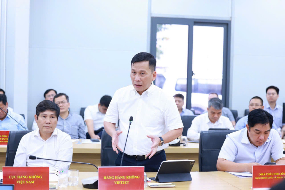 Ông Đinh Việt Phương - Tổng giám đốc Vietjet tại buổi làm việc. (Ảnh Dương Giang/ TTXVN)