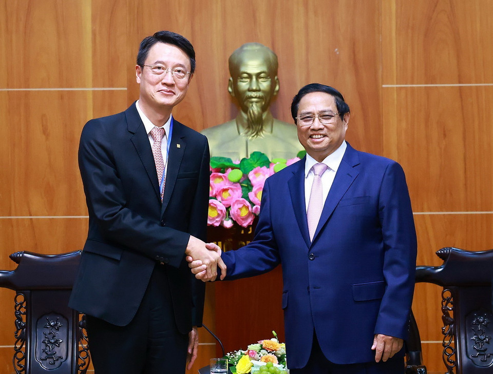 Nhân Hội nghị công bố Quy hoạch và Xúc tiến đầu tư tỉnh Bắc Ninh, chiều 22/9, Thủ tướng Phạm Minh Chính tiếp ông Gary Tseng, Tổng Giám đốc Công ty Phú Mỹ Hưng. (Ảnh: Dương Giang/TTXVN)