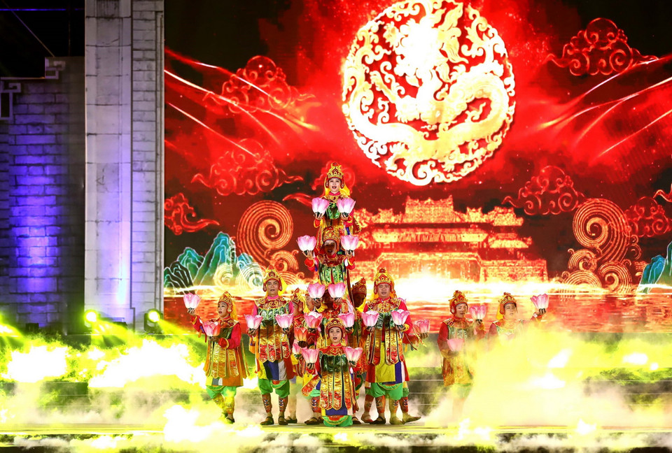 Tiết mục trình diễn Nhã nhạc cung đình Huế tại Liên hoan các Di sản Văn hóa Phi vật thể Đại diện Nhân loại. (Ảnh: Trung Kiên/TTXVN)