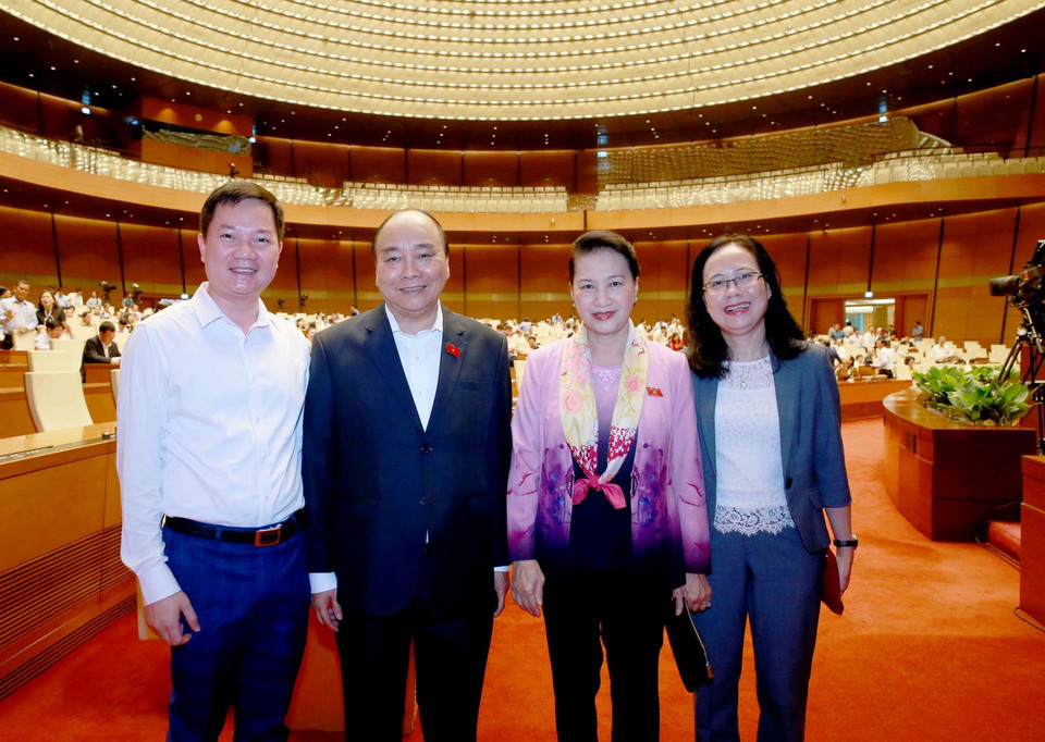 Thủ tướng Nguyễn Xuân Phúc, nguyên Chủ tịch Quốc hội Nguyễn Thị Kim Ngân tại kỳ họp. (Ảnh: Phương Hoa/TTXVN)