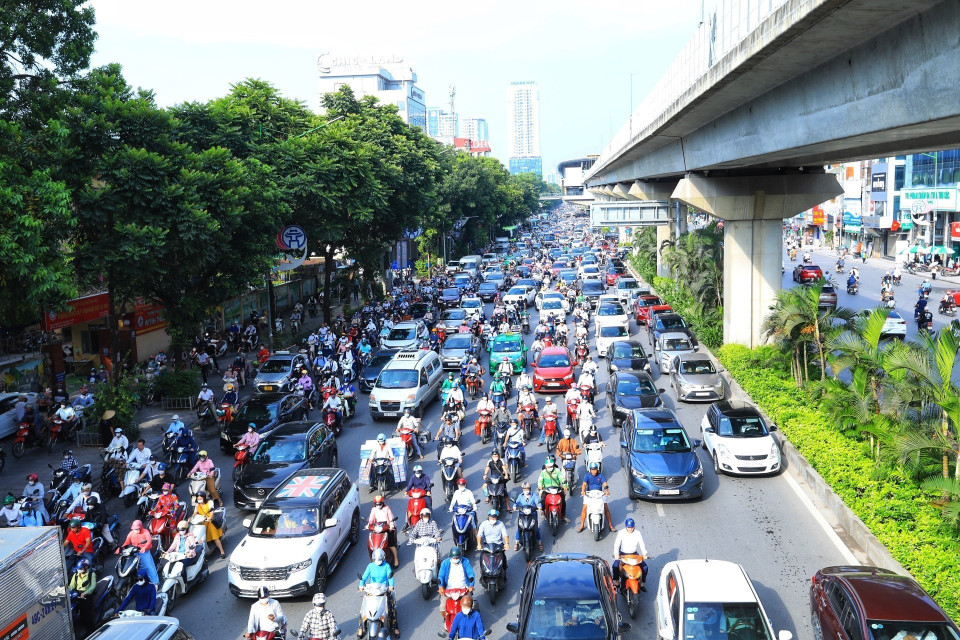 Cảnh tắc đường đoạn qua nút giao Ngã Tư Sở-Nguyễn Trãi vào giờ cao điểm. (Ảnh: Tuấn Anh/TTXVN)
