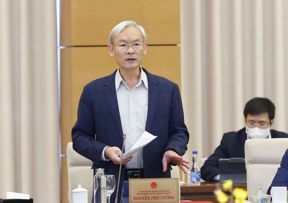 Chủ nhiệm Ủy ban Tài chính, Ngân sách của Quốc hội Nguyễn Phú Cường phát biểu ý kiến. (Ảnh: Doãn Tấn/TTXVN)