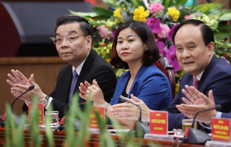 Các lãnh đạo chủ chốt thành phố Hà Nội tham dự buổi làm việc. (Ảnh: Thống Nhất/TTXVN)